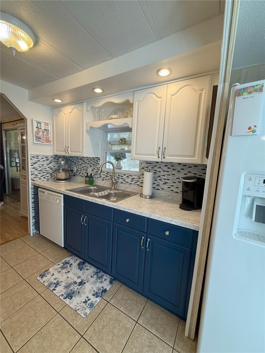15 WILDERNESS DR photo 3