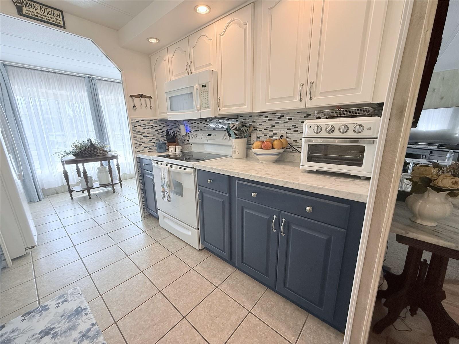 15 WILDERNESS DR photo 4