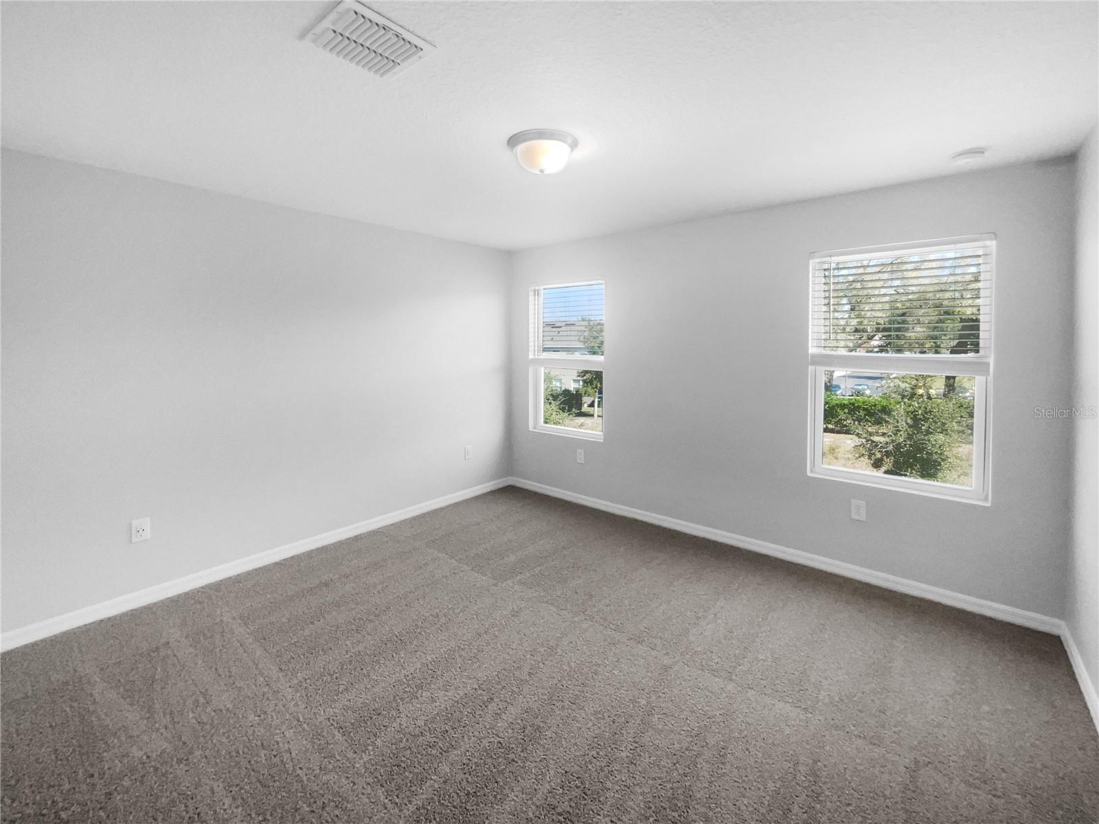 2033 MILKWEED ST photo 5