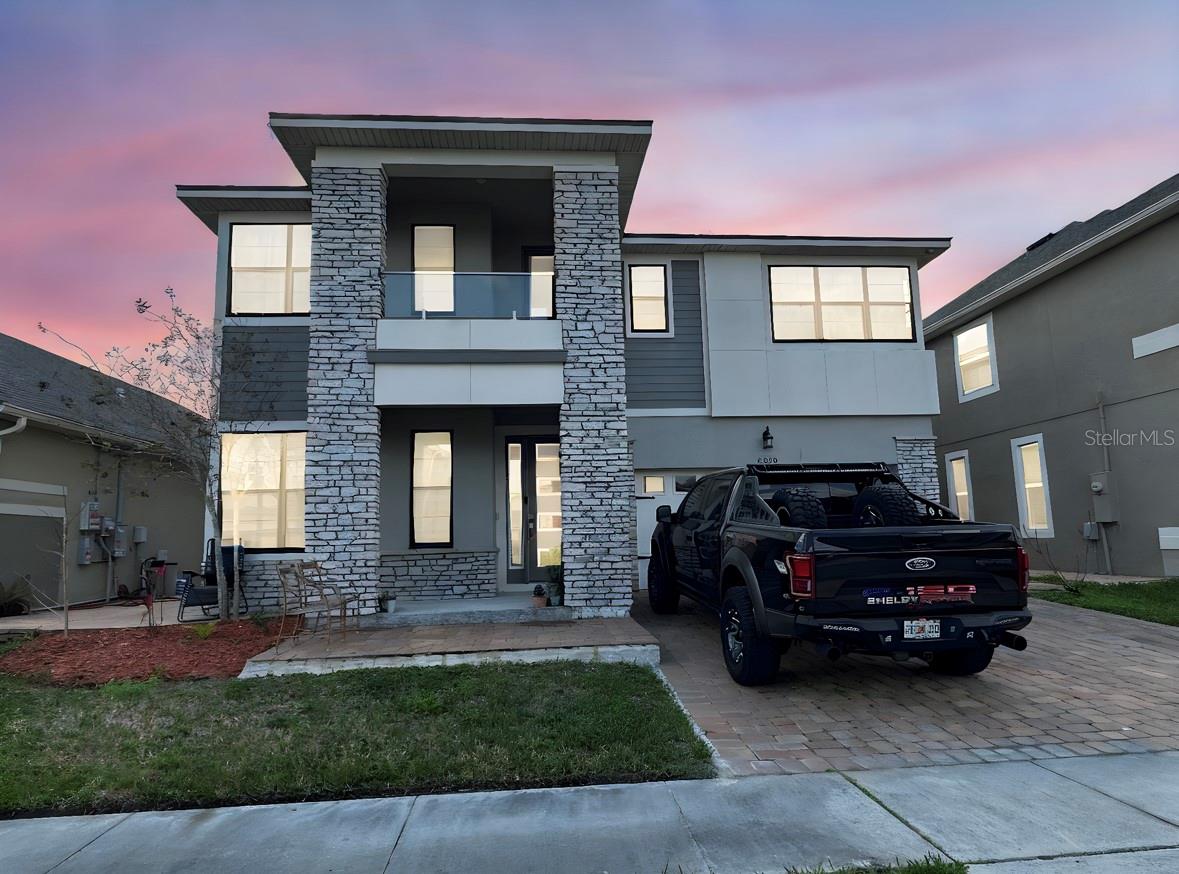 Single Family Residence