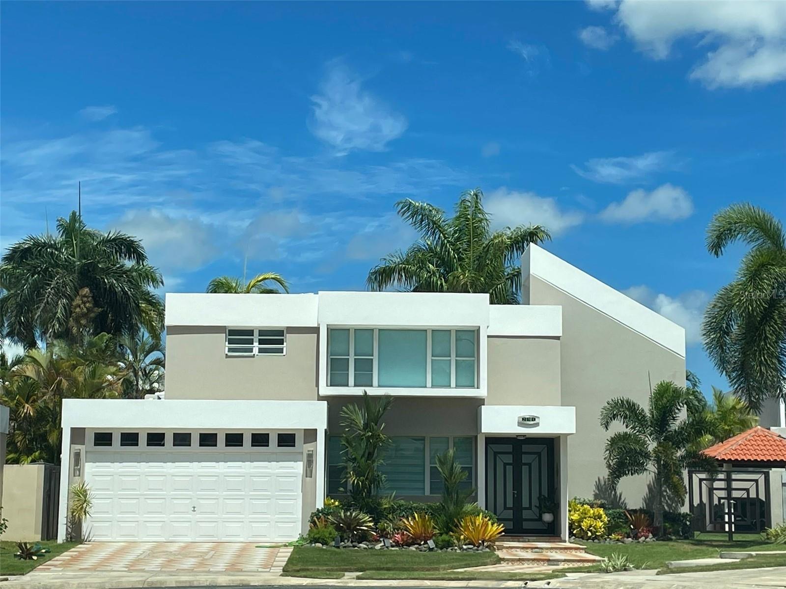 Single Family Residence