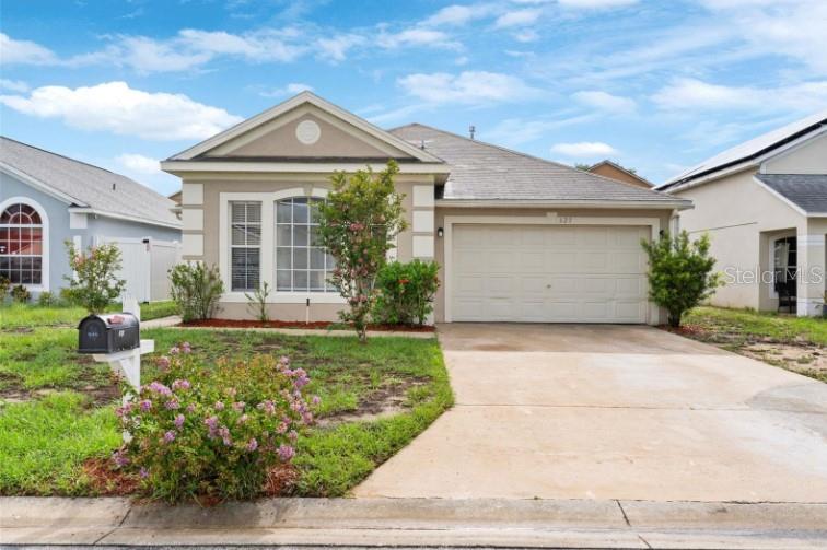 623 NICHOLSON DR — home for sale