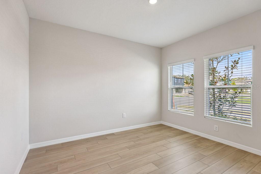 14817 STERLING SPUR AVE photo 5