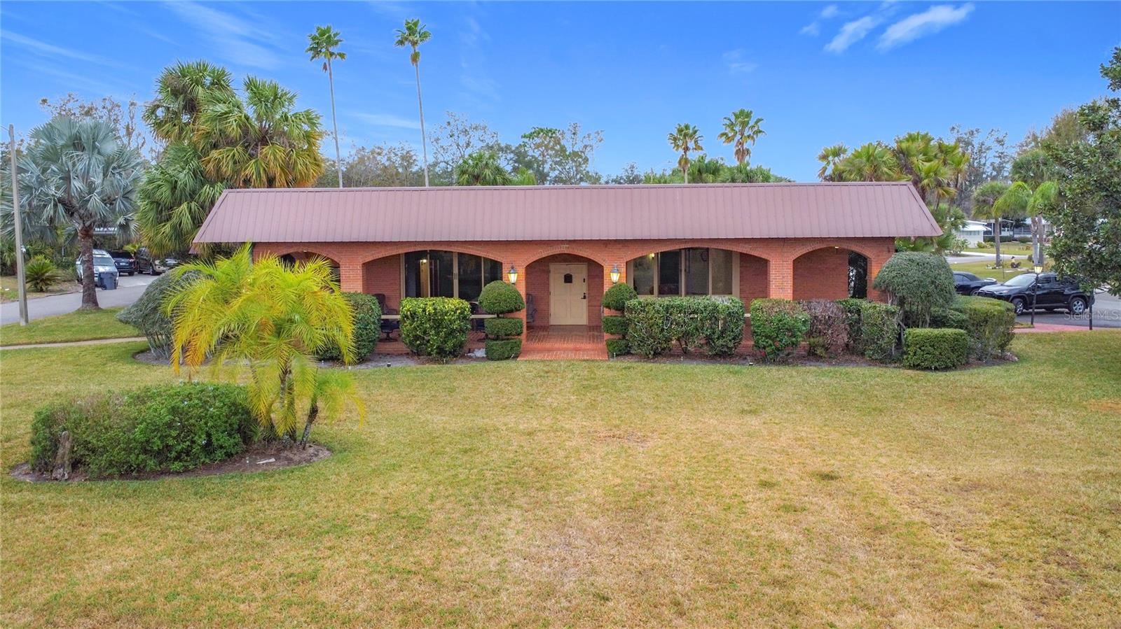 6 PALM WAY photo 3