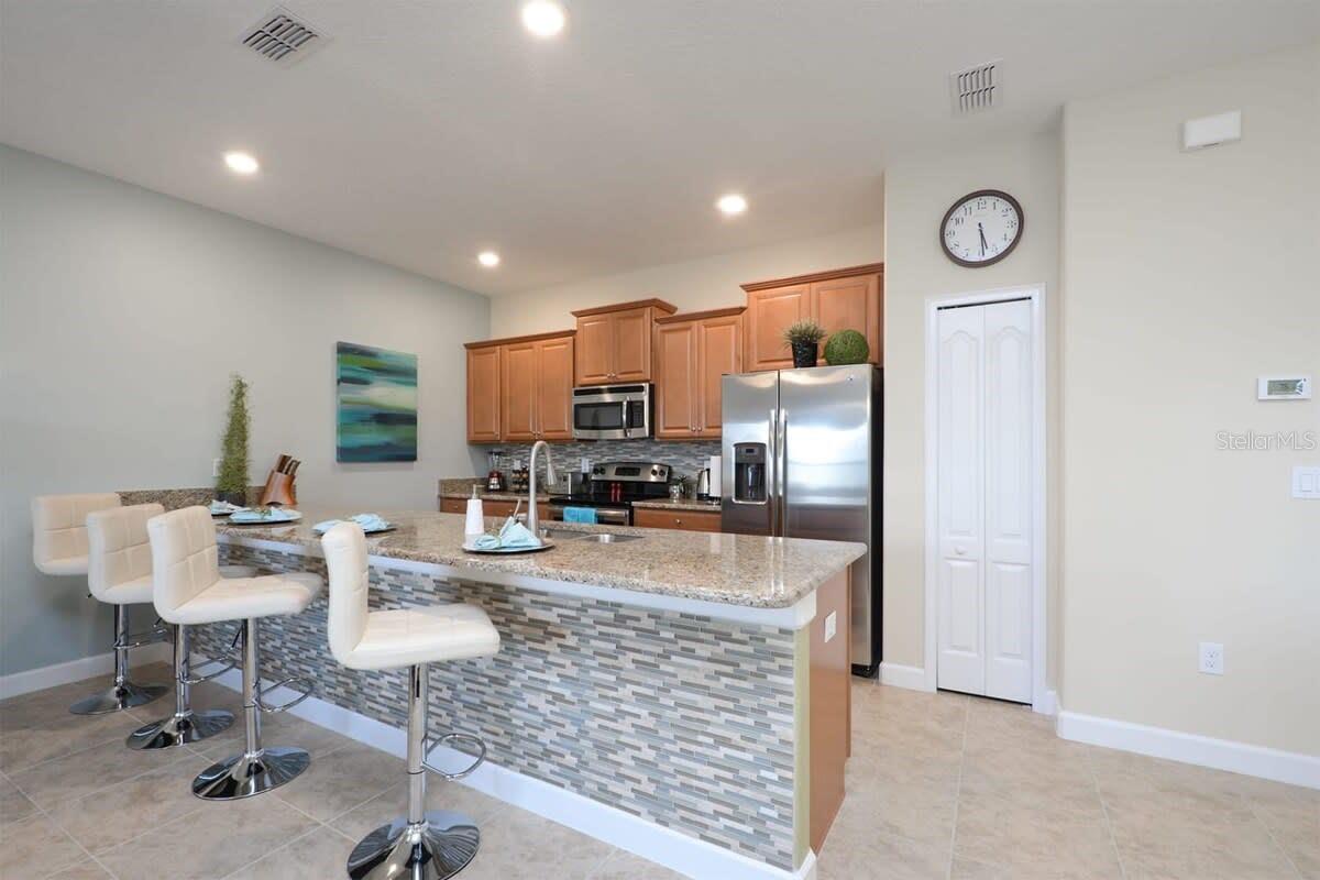 4879 CLOCK TOWER DR photo 5