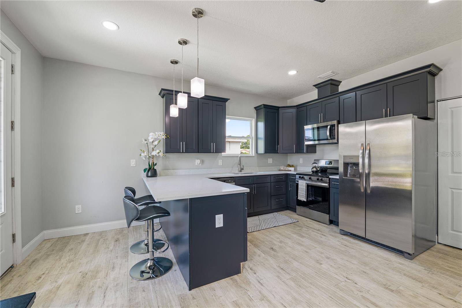 2617 W SAINT JOSEPH ST photo 5