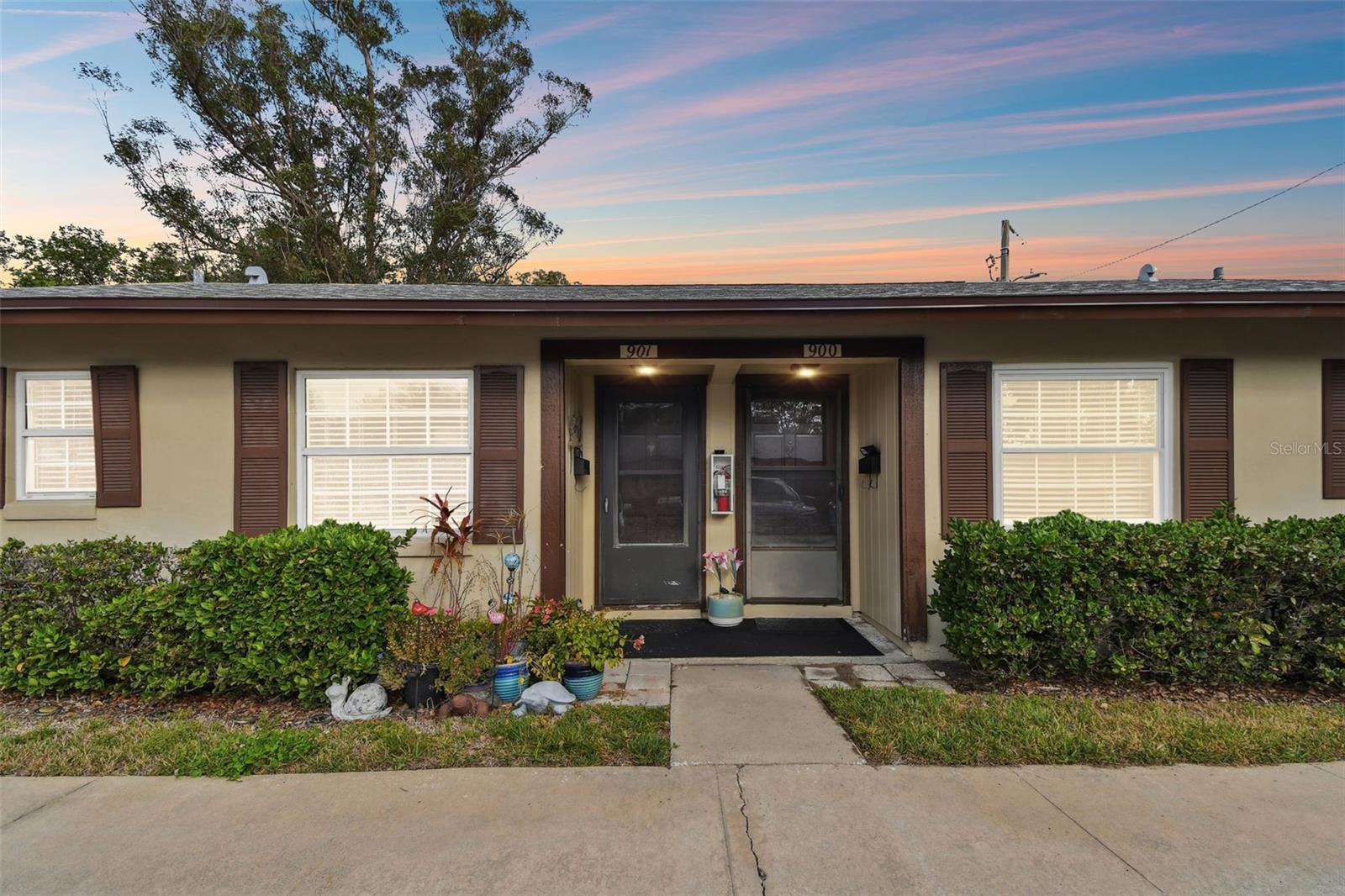 4215 E BAY DR #900 — home for sale