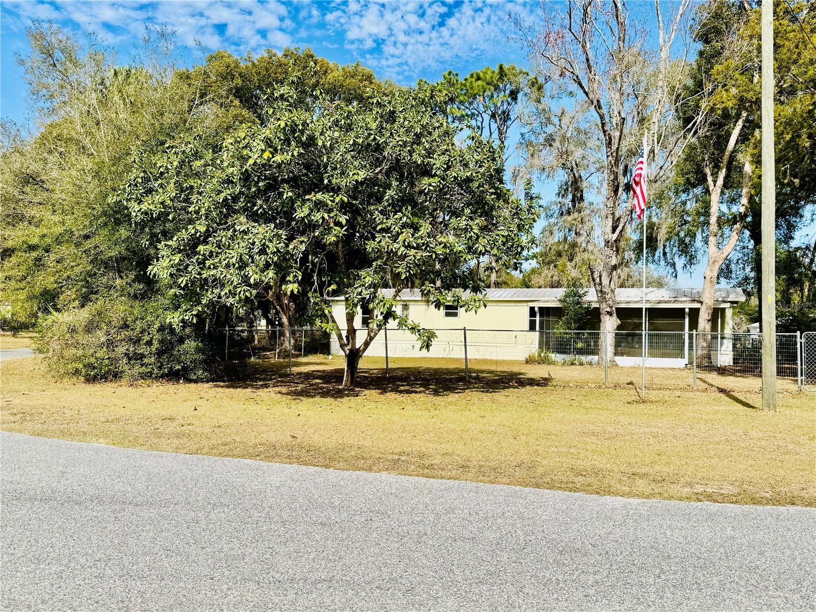 3955 E DAVID ST photo 3