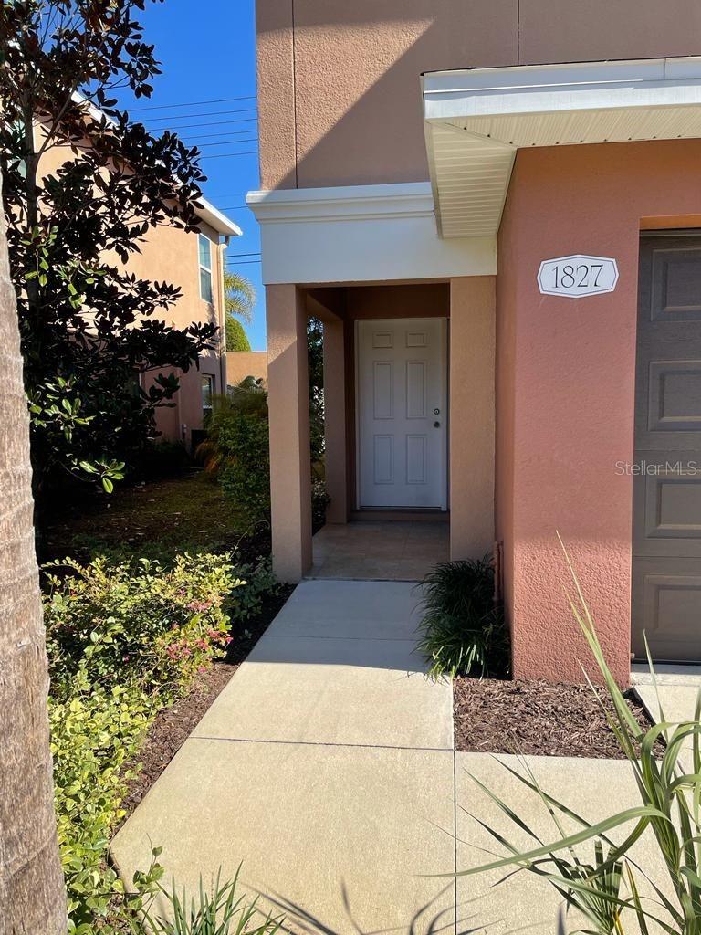 1827 SOMMARIE WAY photo 2