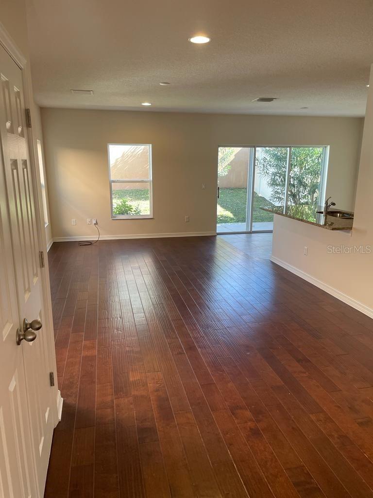1827 SOMMARIE WAY photo 5