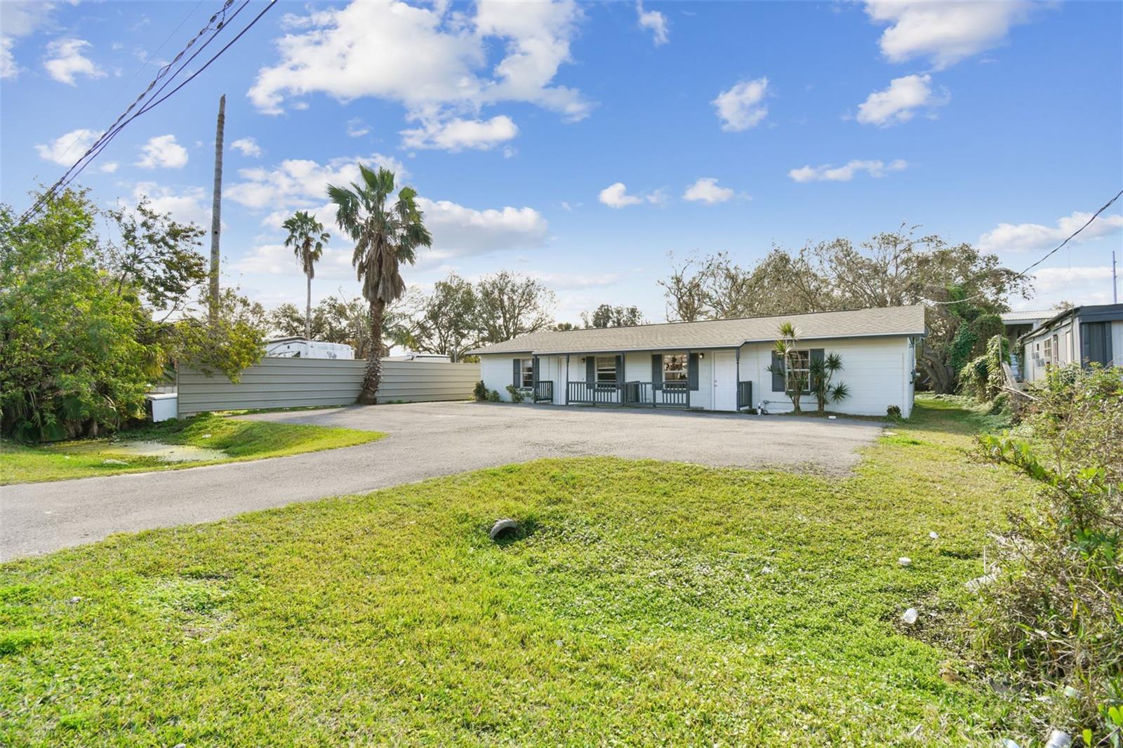 6117 LEWIS AVE photo 3