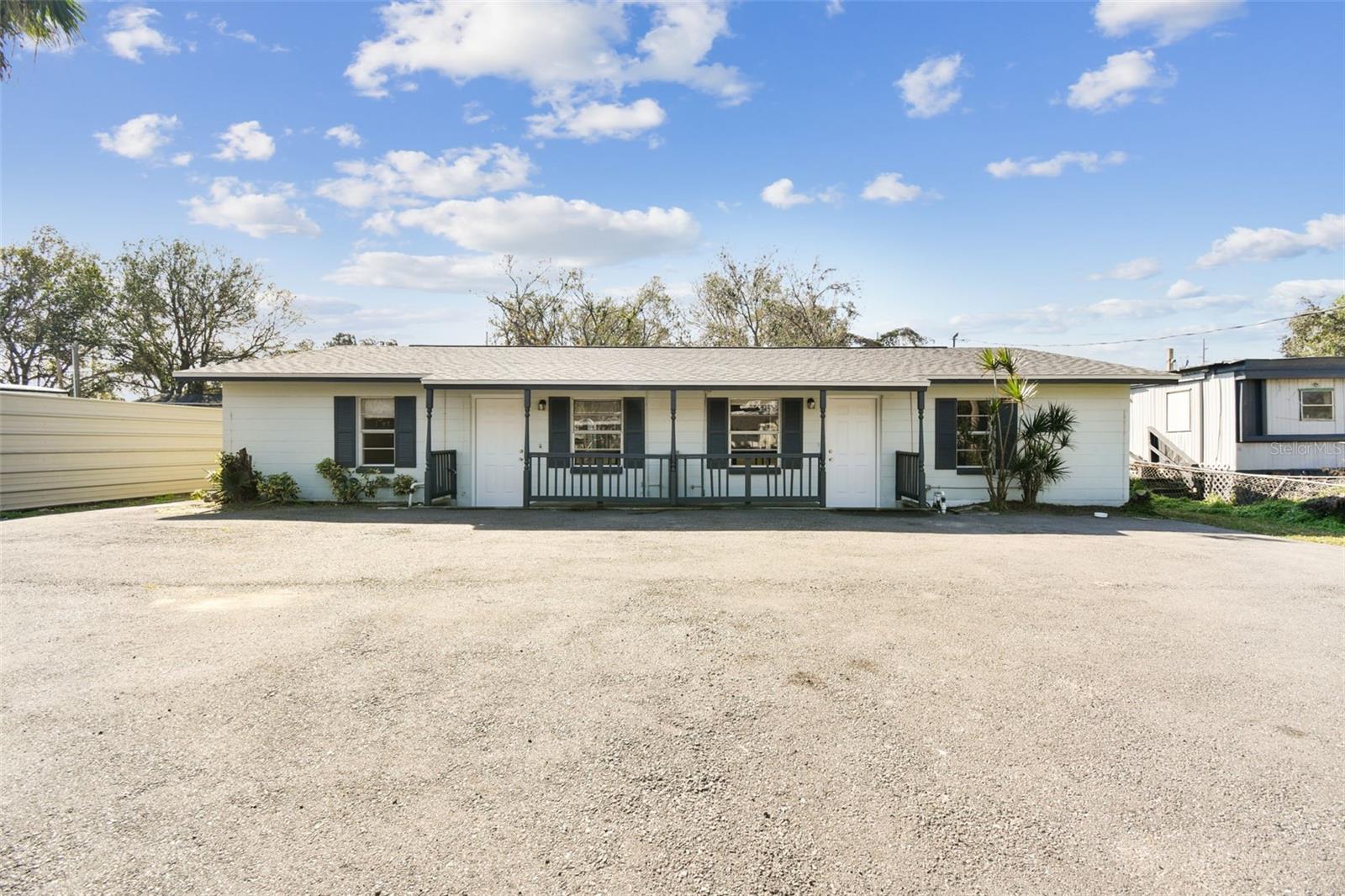 6117 LEWIS AVE photo 4