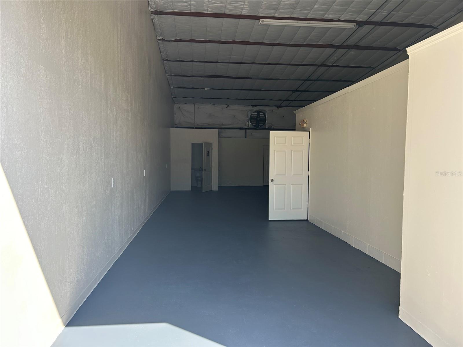 7175 S PINE AVE #K photo 2
