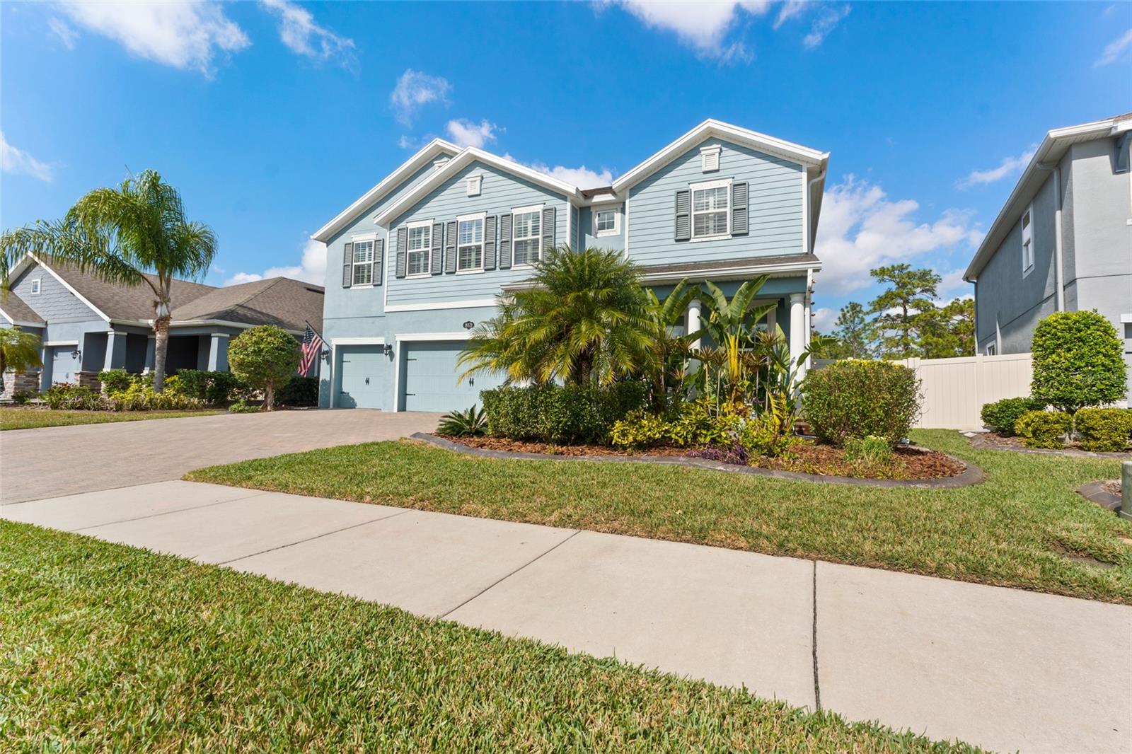 18329 ROSEATE DR photo 3