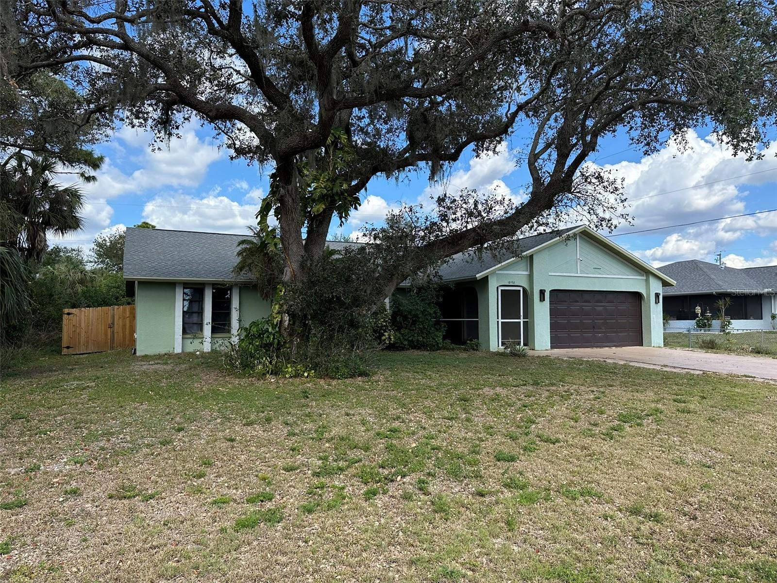 18198 GRIFFEN AVE photo 2