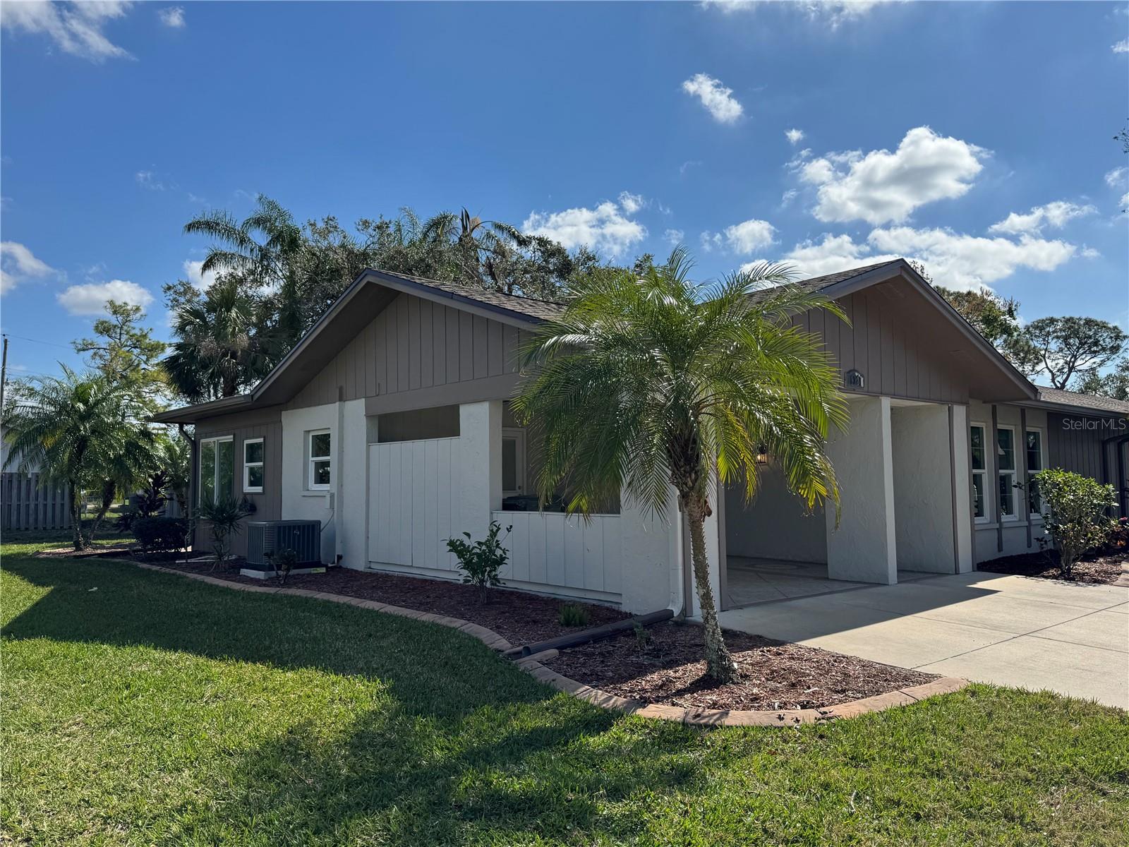 1321 GLENDALE CIR E #909 photo 2