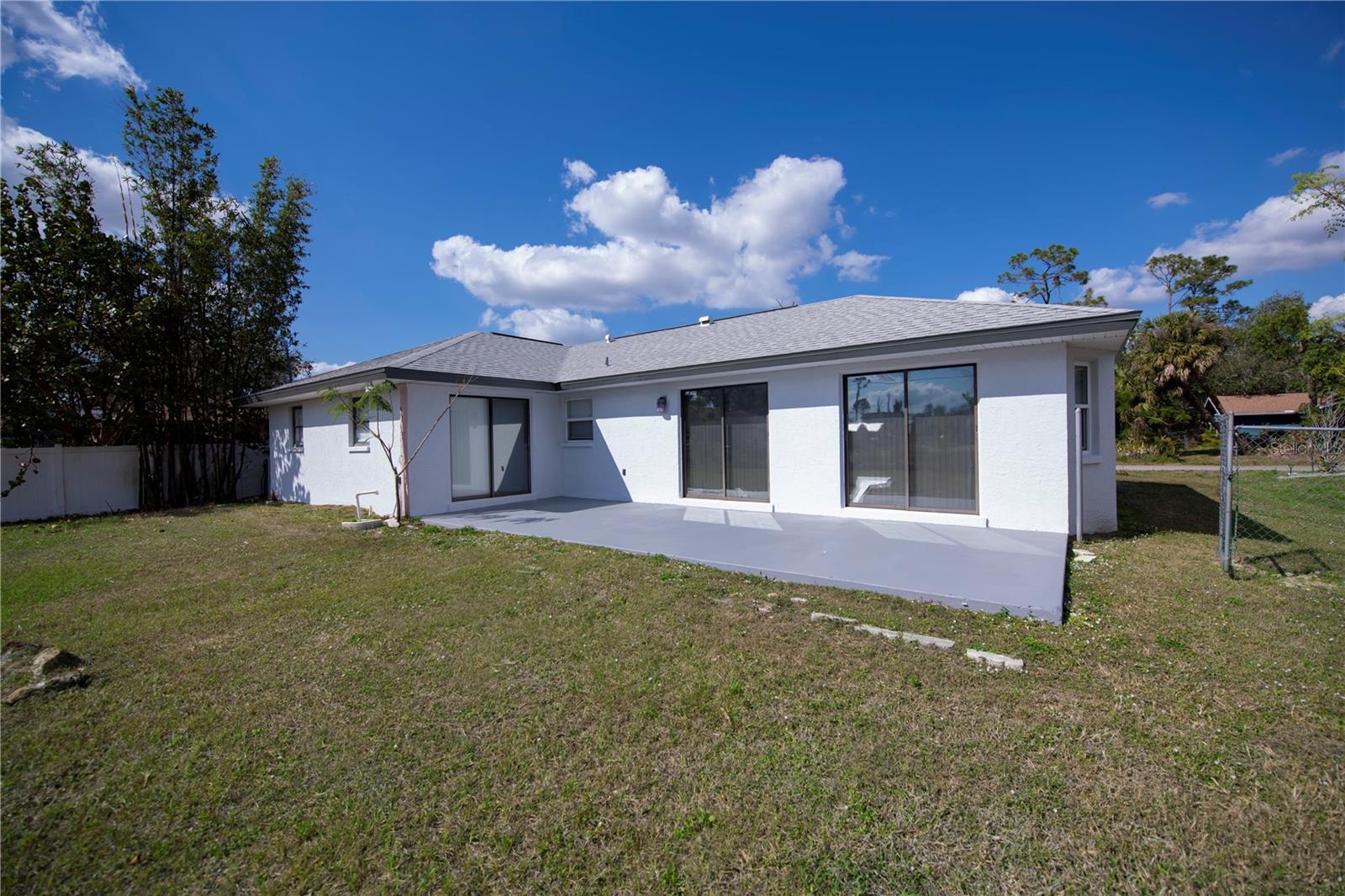 17319 TERRY AVE photo 4