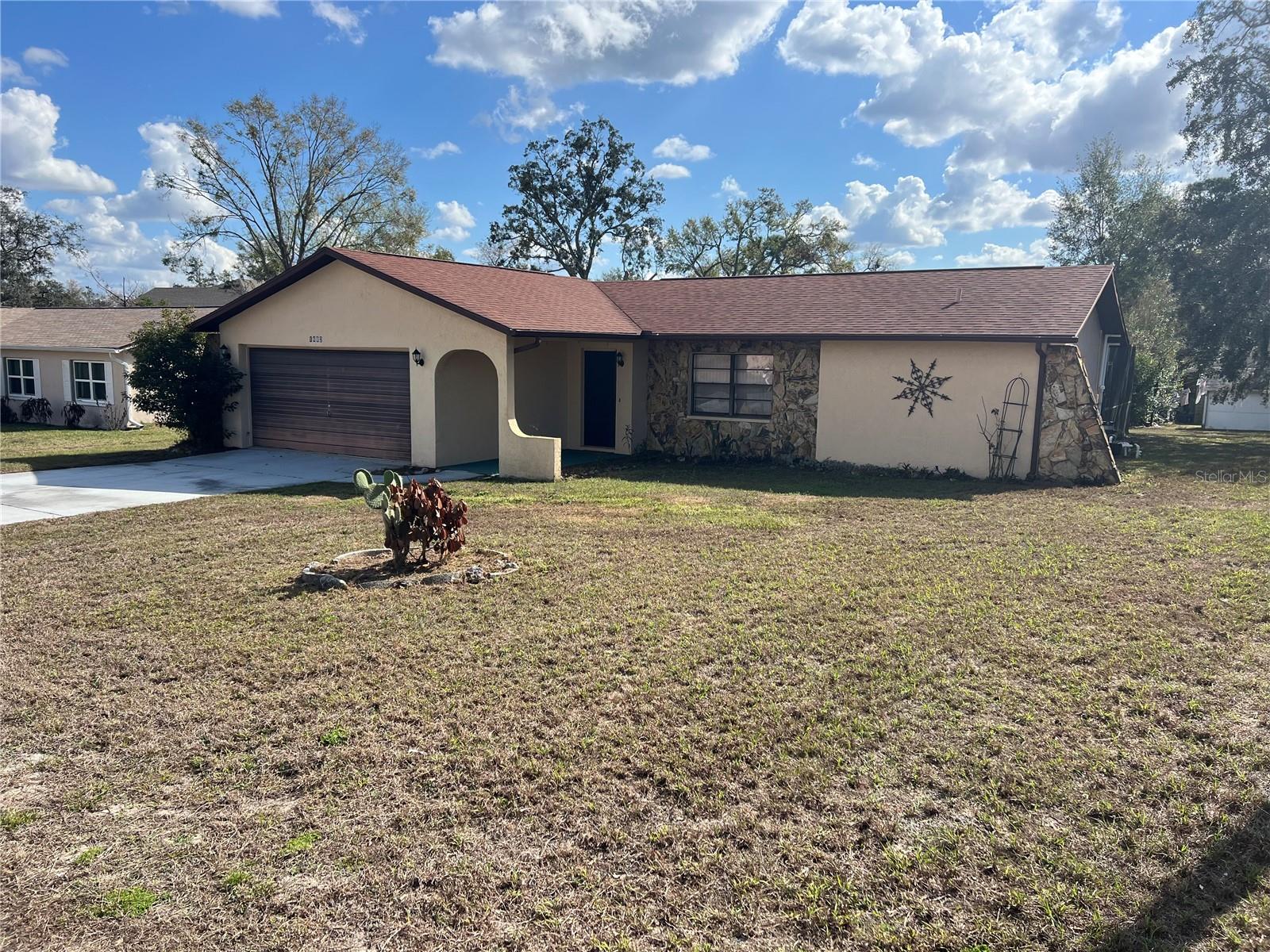 1482 COBLE RD photo 3