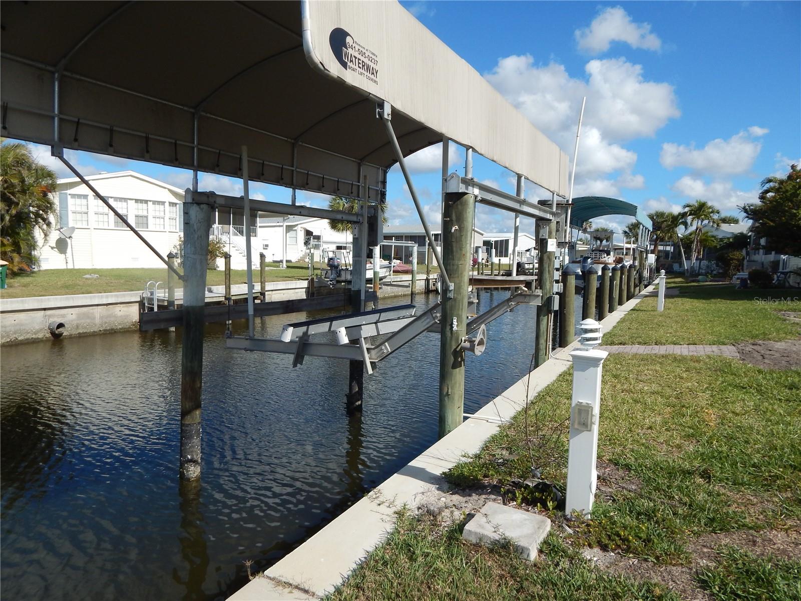 22 ROTTERDAM DR photo 4
