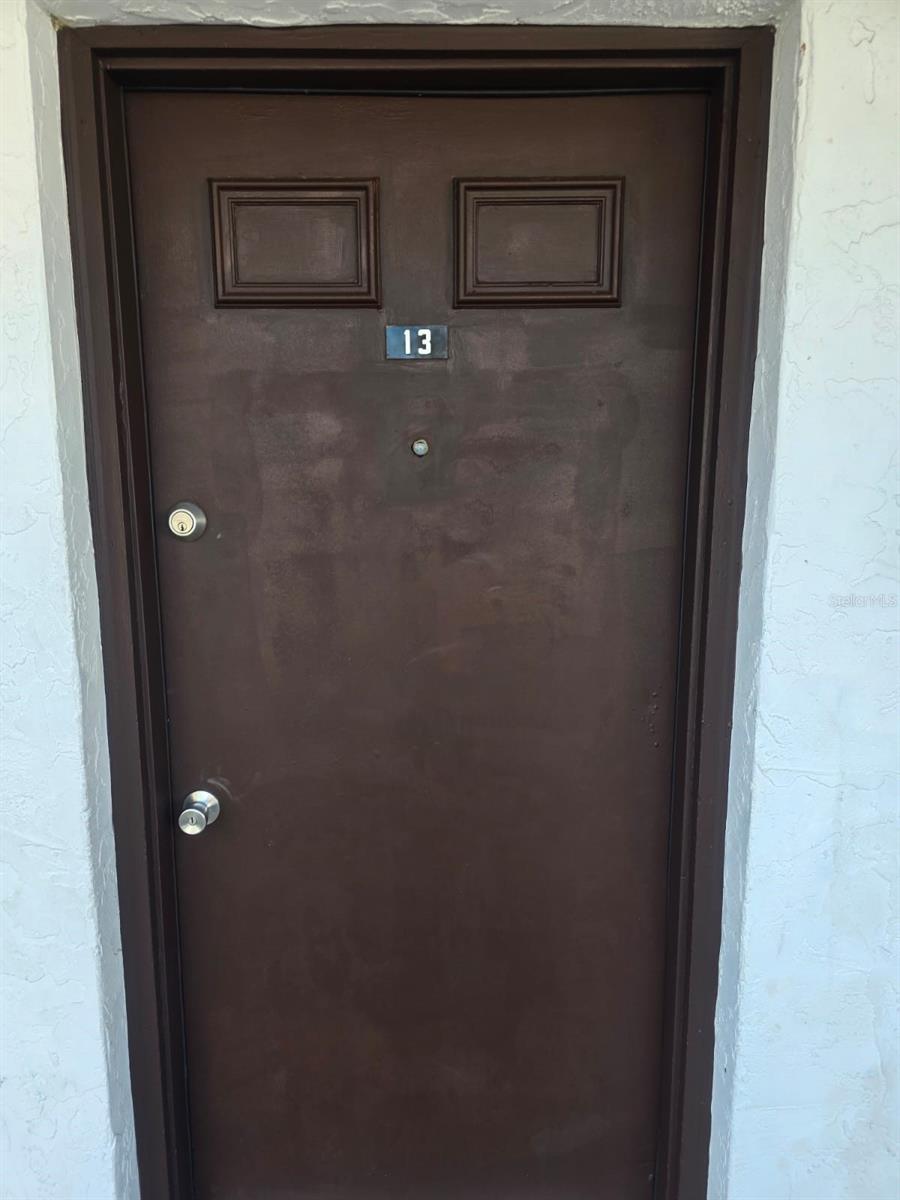 1216 KENNEDY RD #13 photo 2