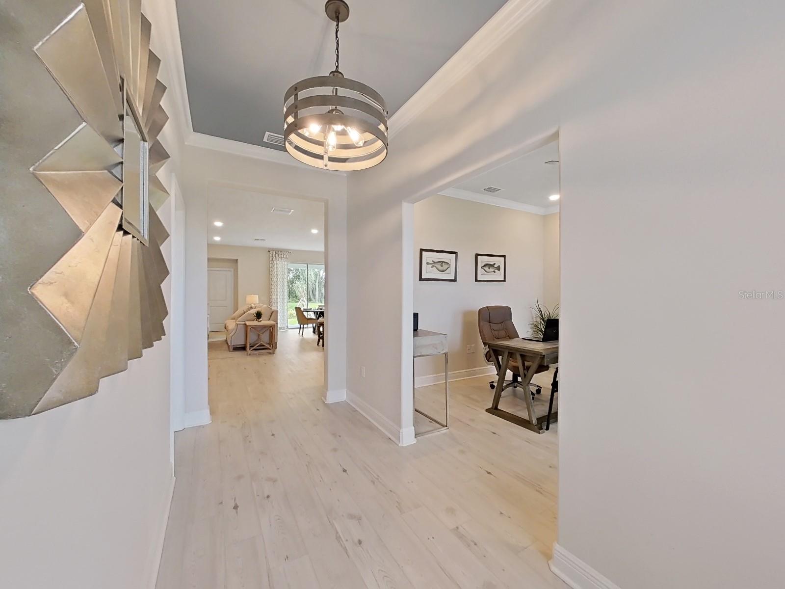 9273 HIGHLAND HILLS DR photo 3