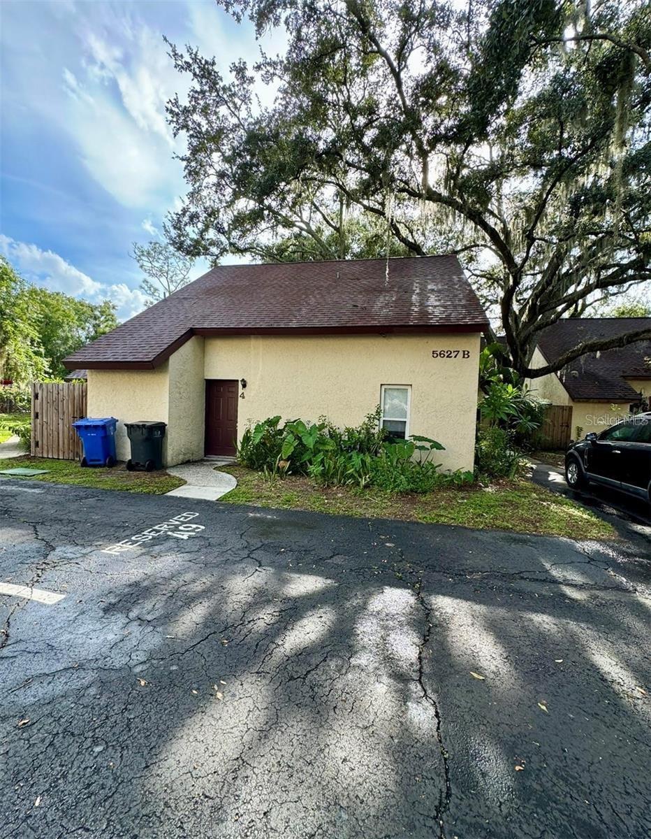 5627 ASHLEY OAKS DR #4 — home for sale