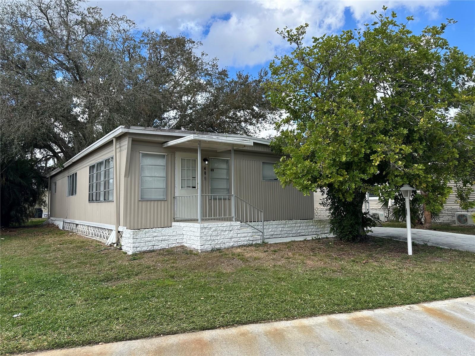 921 FAITH CIR E #48 photo 2