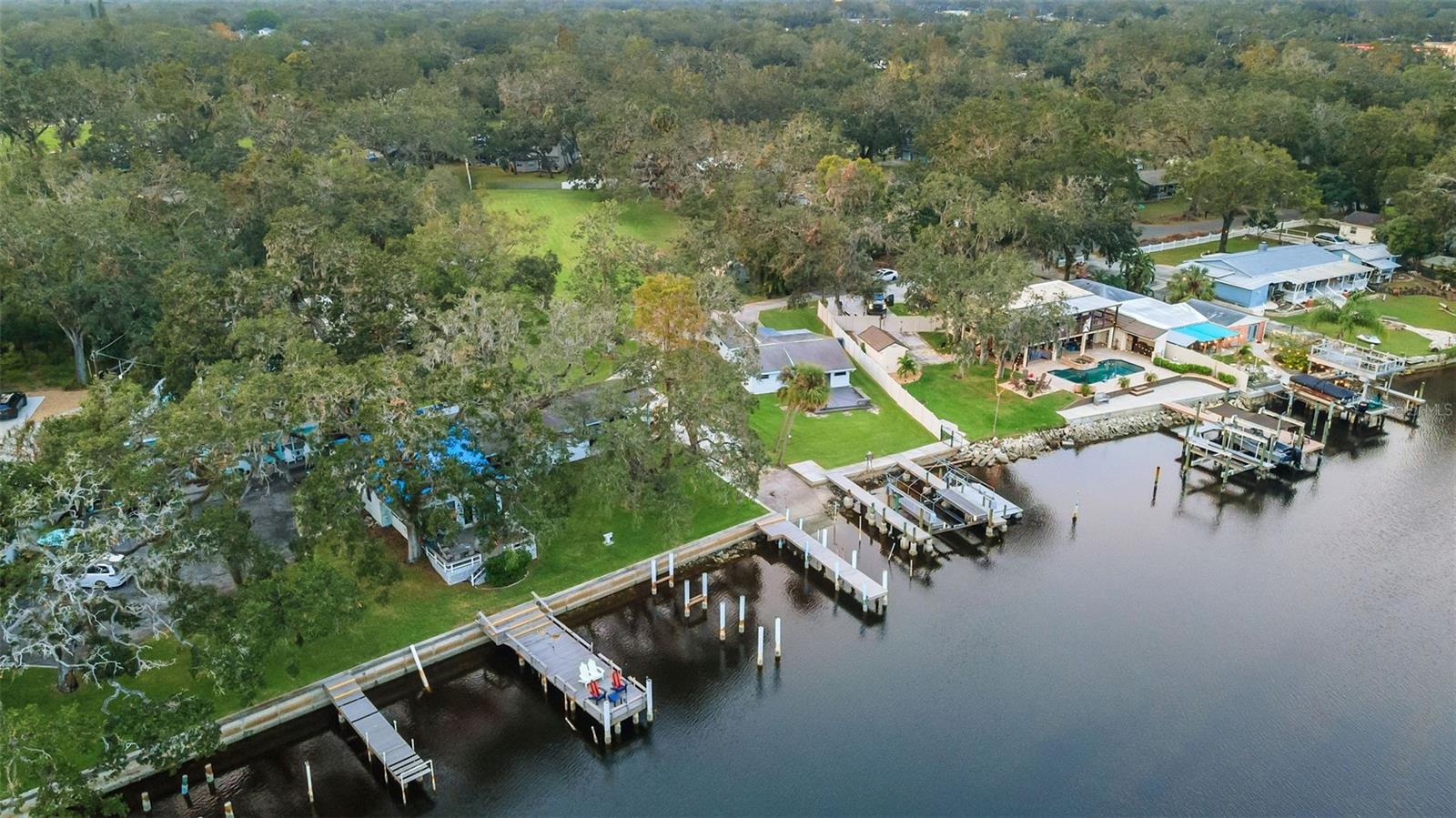 10501 BRIDGEWOOD DR photo 3