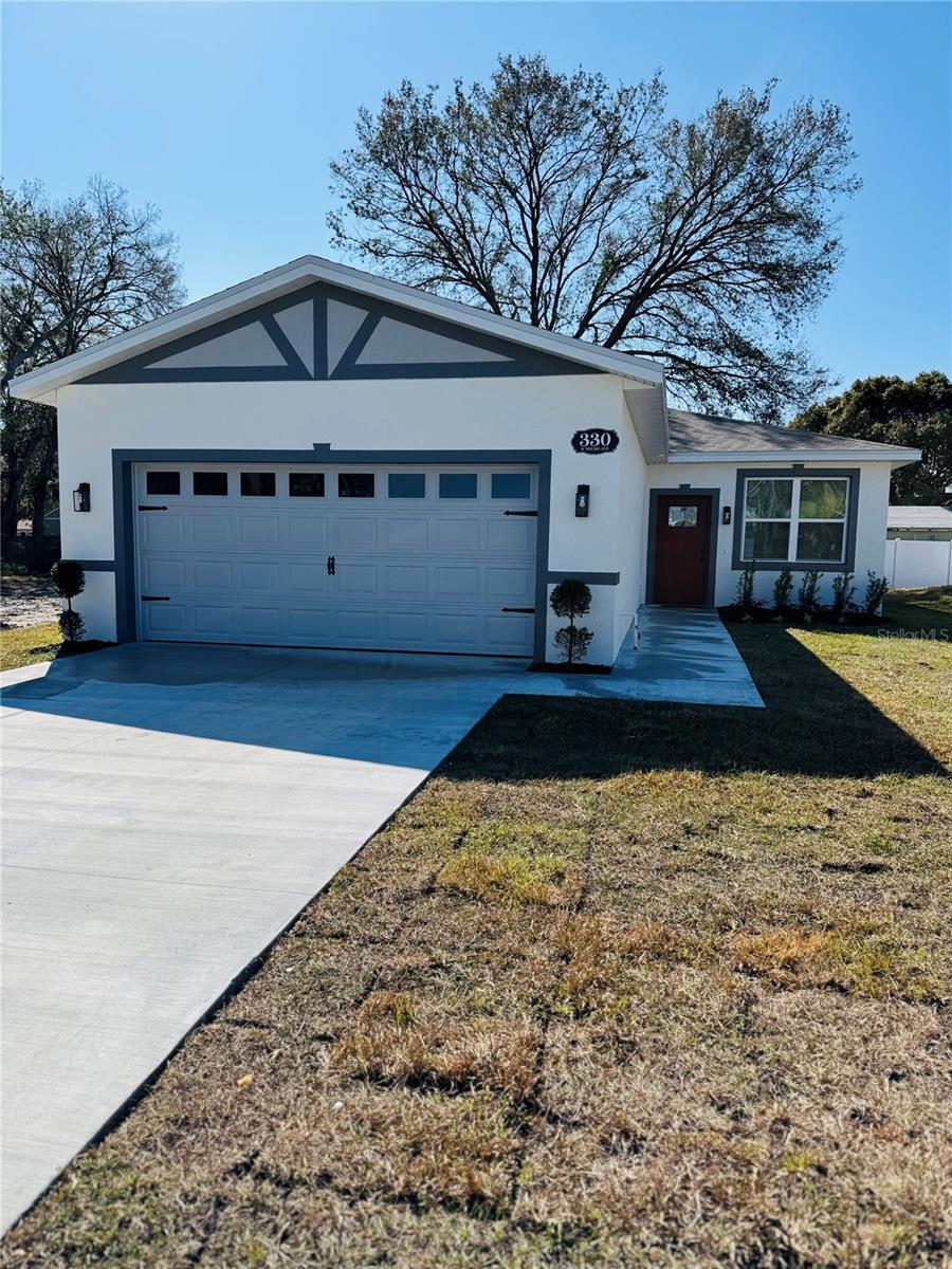 330 W NECHO AVE photo 2