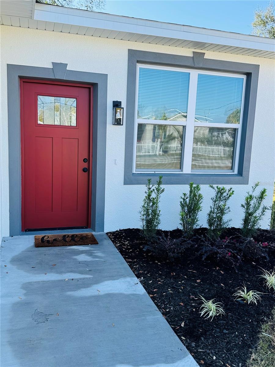 330 W NECHO AVE photo 5