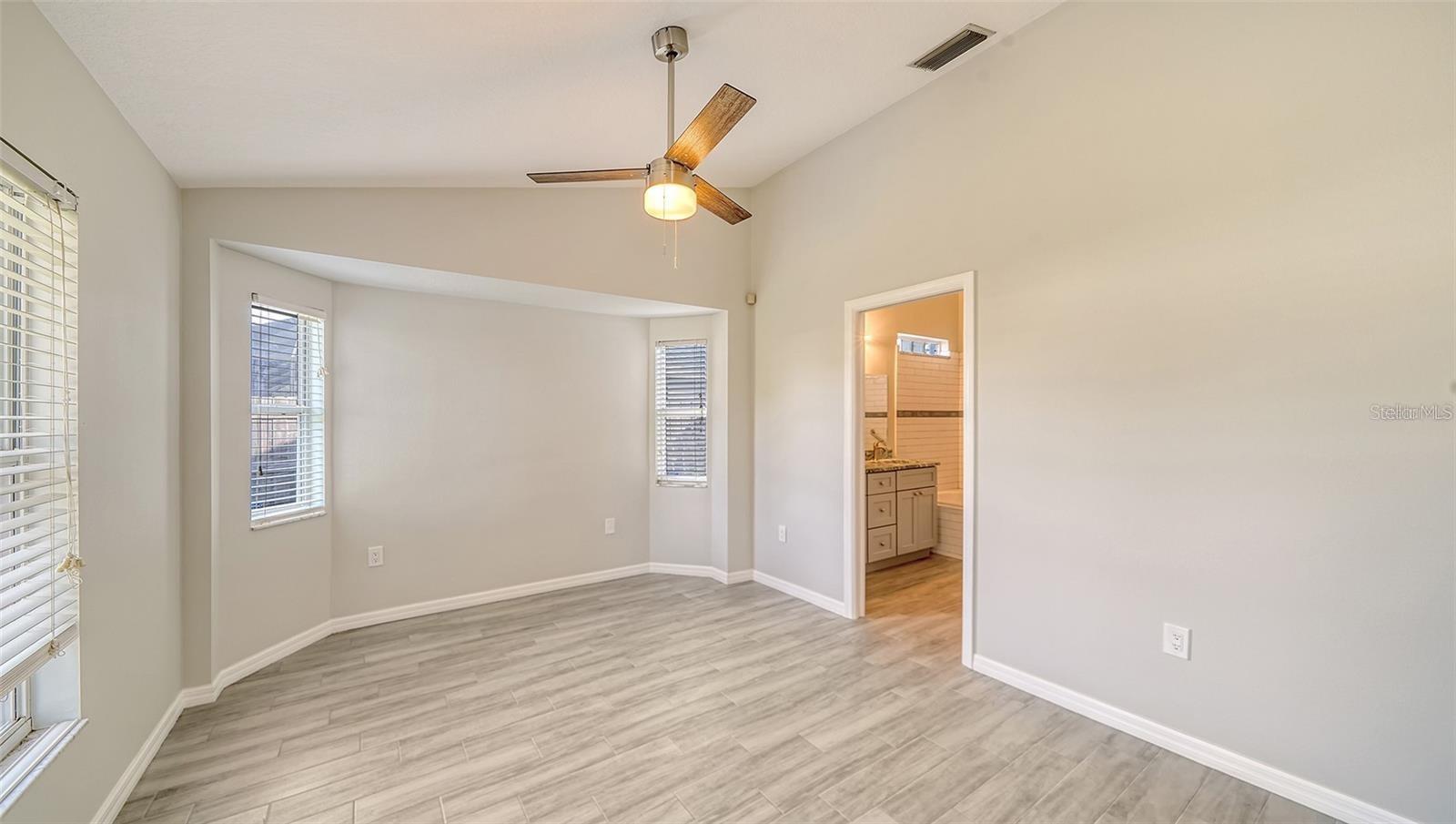 6109 64TH DR E photo 4