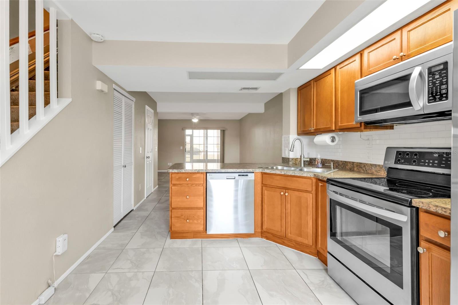 26300 RAMPART BLVD #404 photo 3