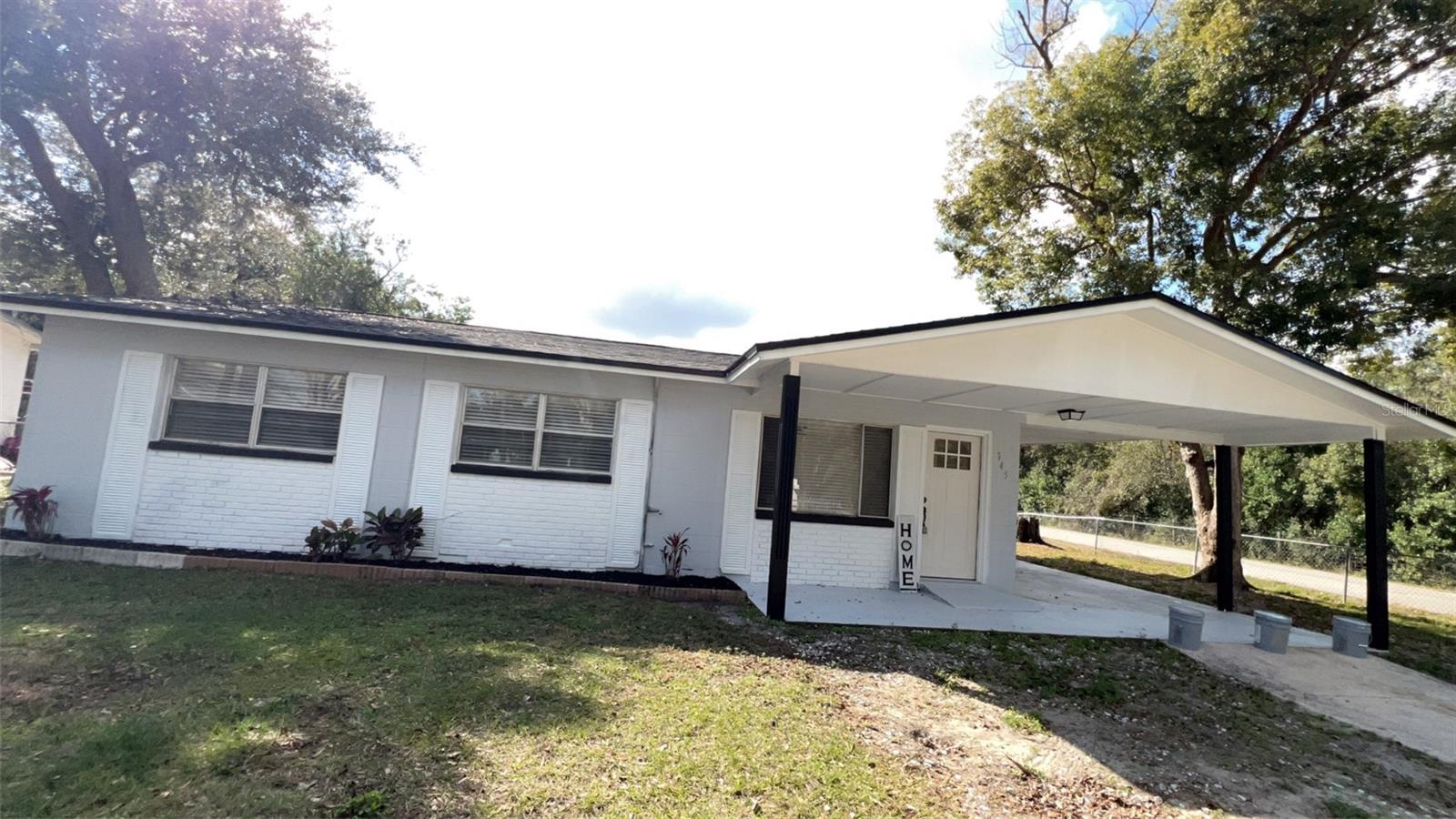 745 4TH ST photo 3