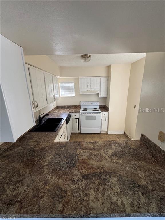22375 EDGEWATER DR #102 photo 4