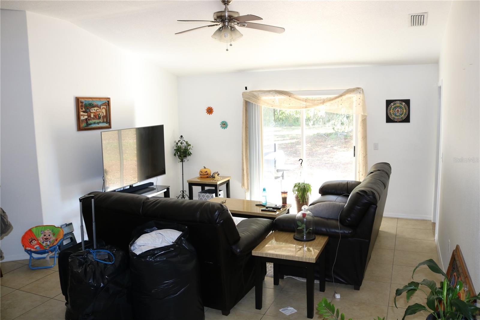 3909 ROLLINGSFORD CIR photo 3