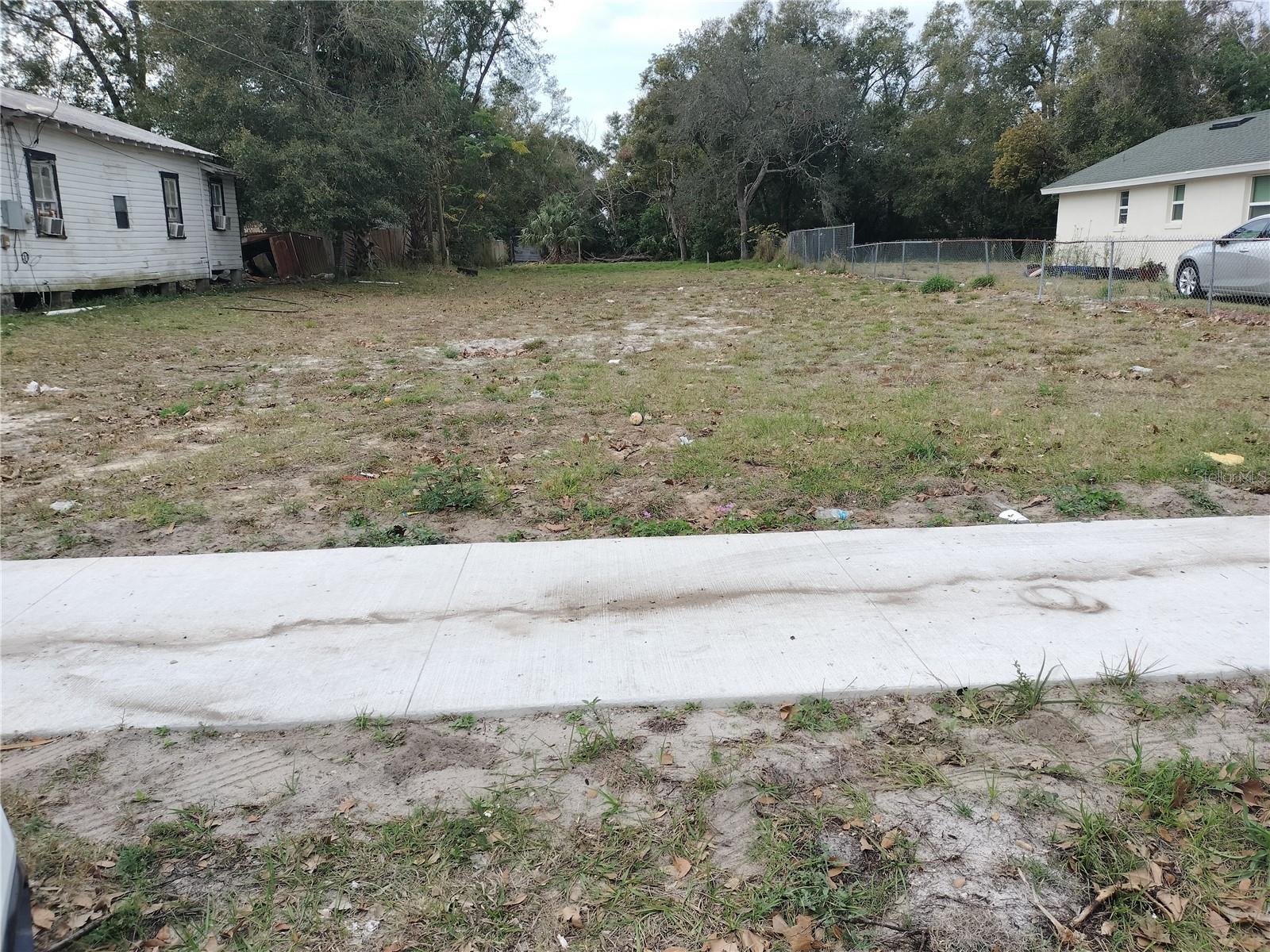 740 S WASHINGTON AVE photo 3