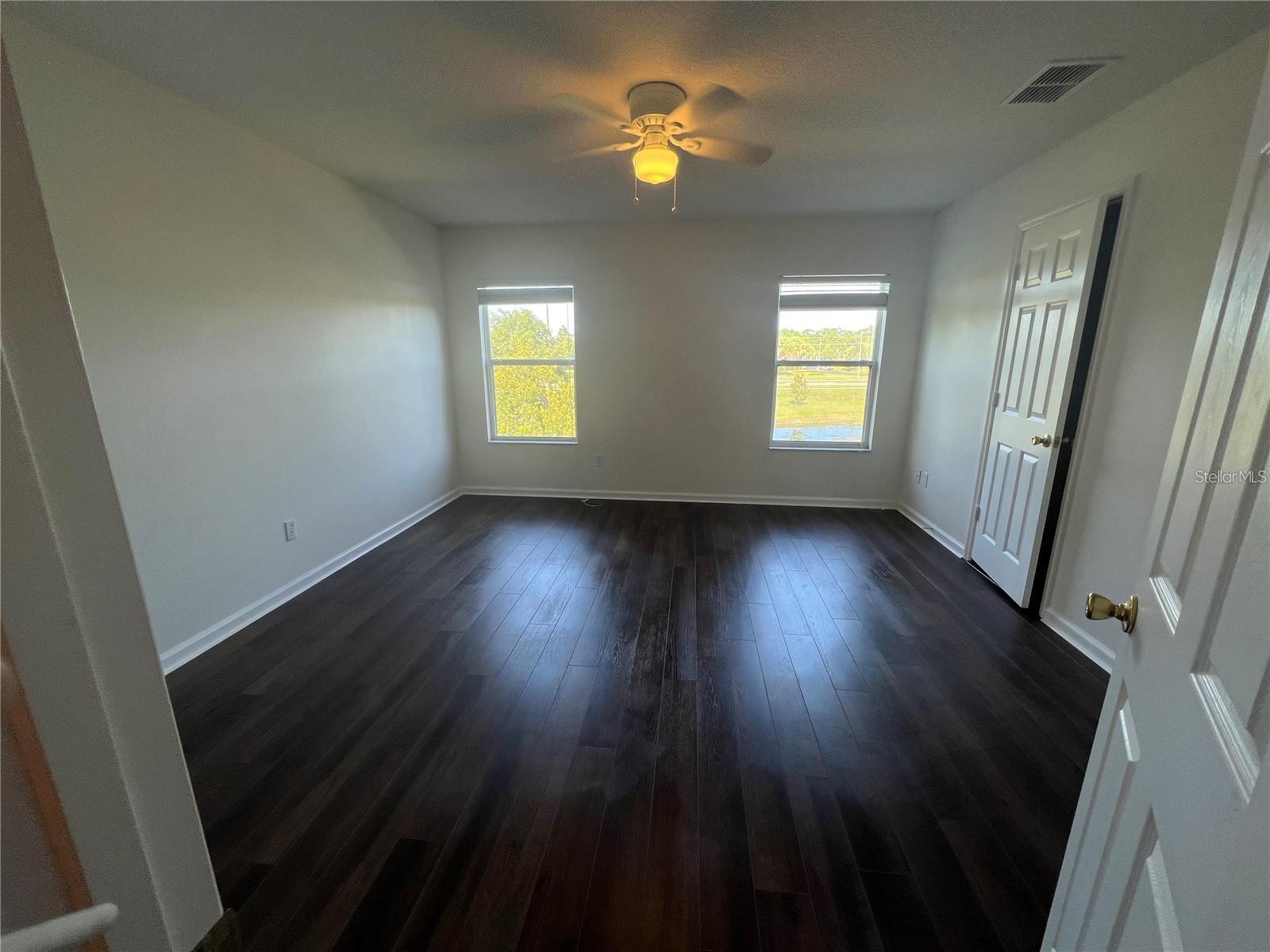 10417 PARK COMMONS DR photo 3