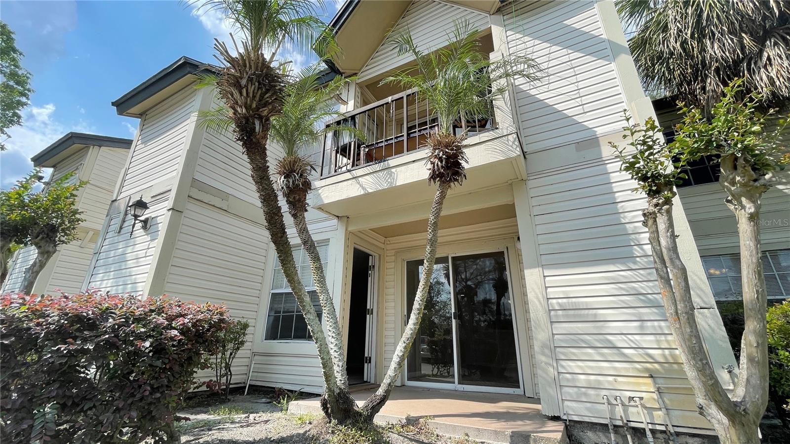 1956 LAKE ATRIUMS CIR #148 — home for sale