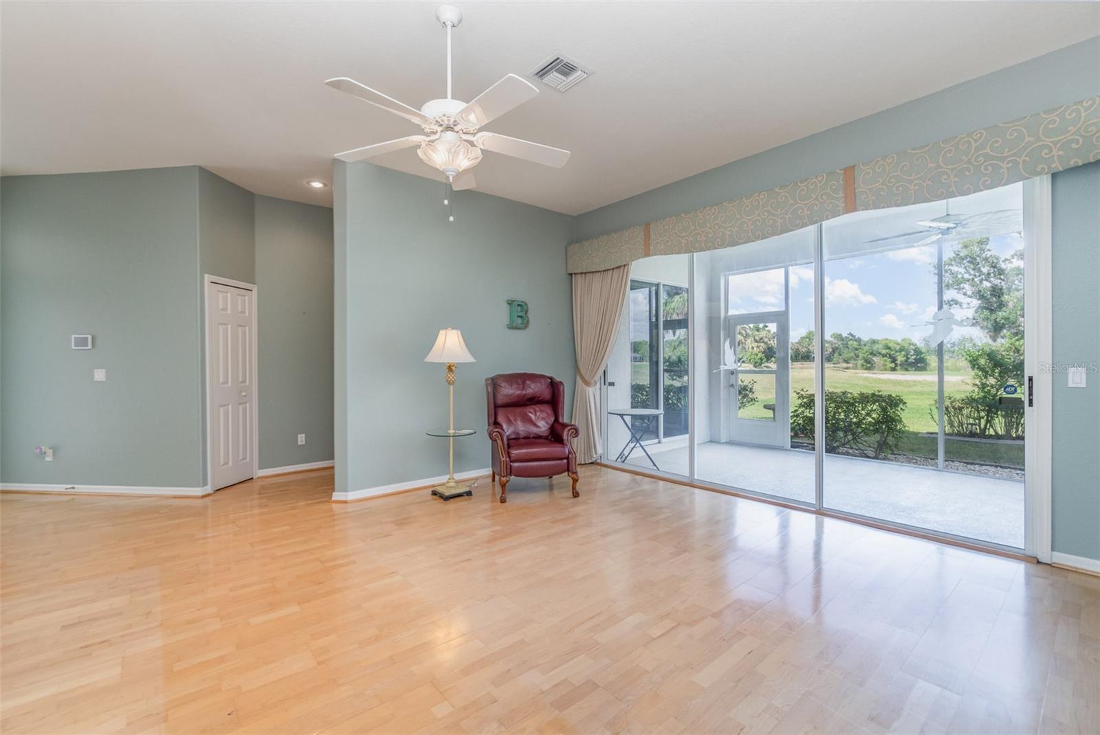 10256 SHADOW RUN CT photo 5