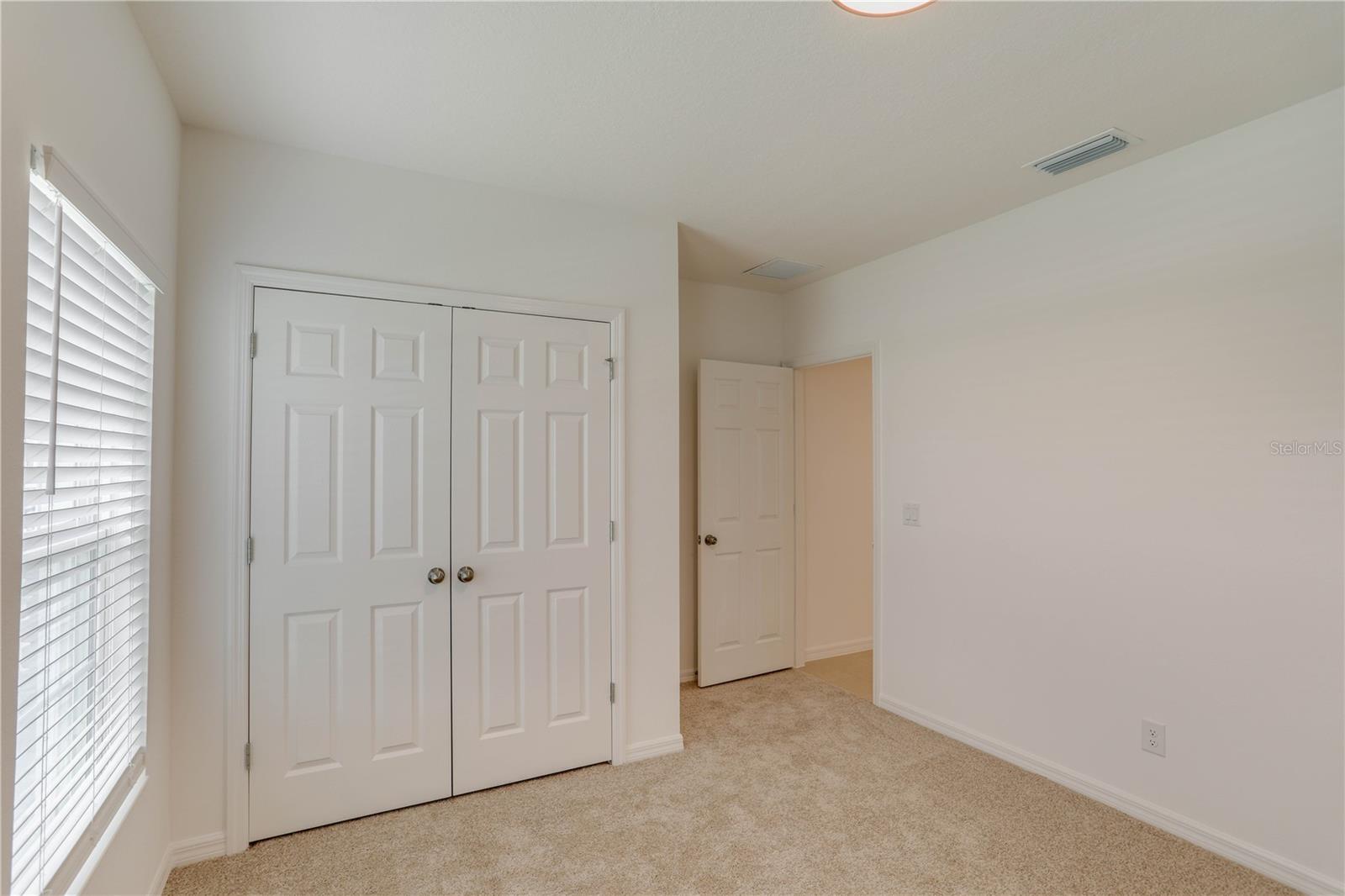896 AVENAL LN photo 5