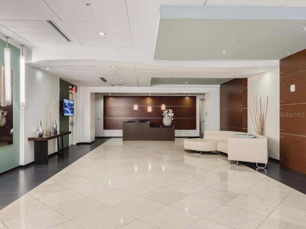 101 S EOLA DR #1009 photo 3