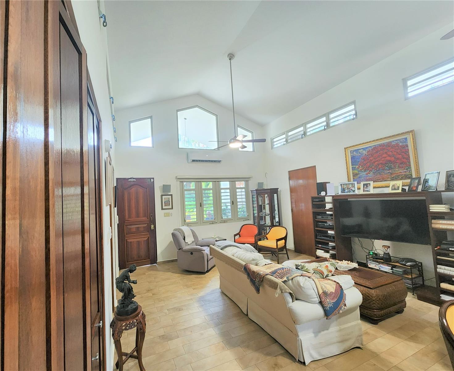 177 VANDA STREET #23 photo 4
