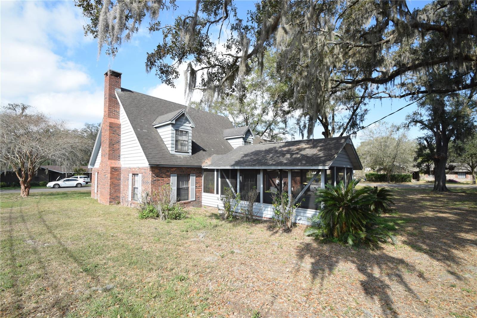 3405 ROYAL CT N photo 5