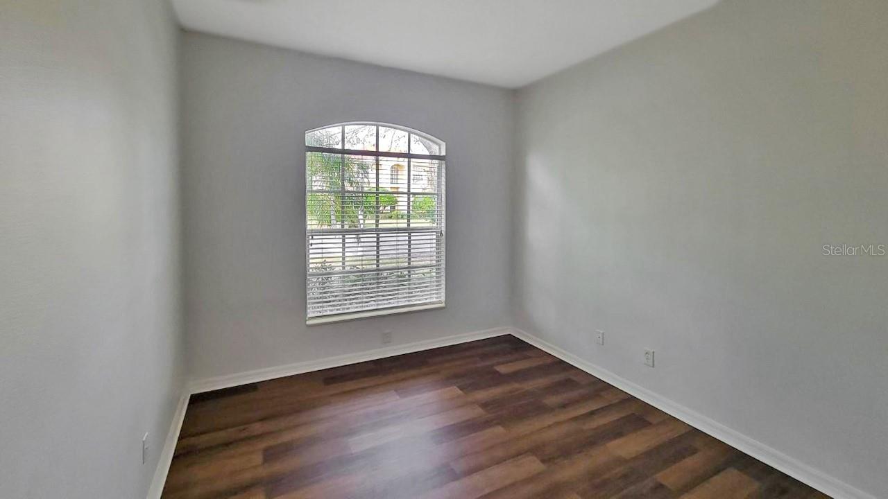 6836 BAY HILL DR photo 5