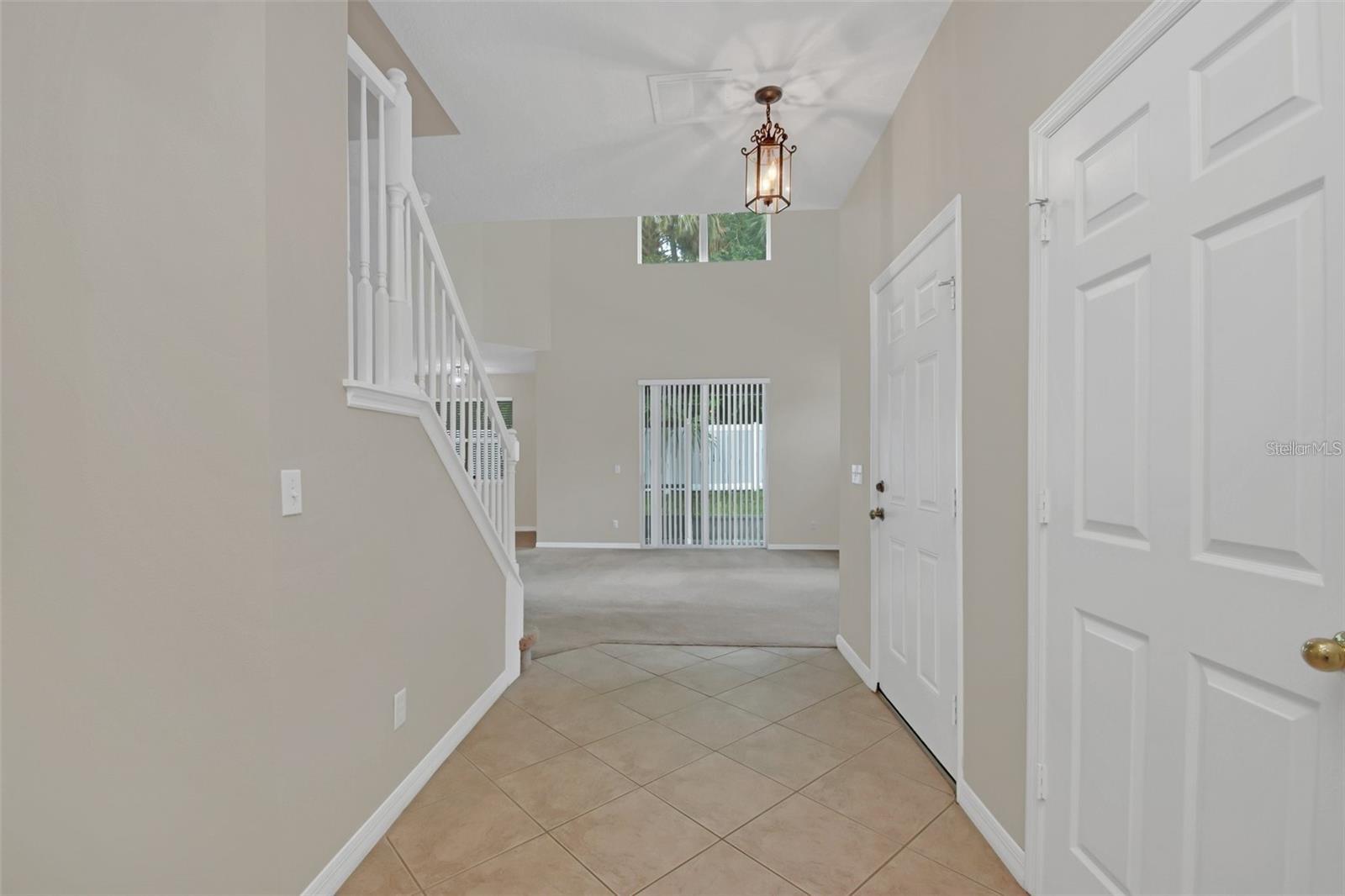 1760 TRAVERTINE TER photo 2