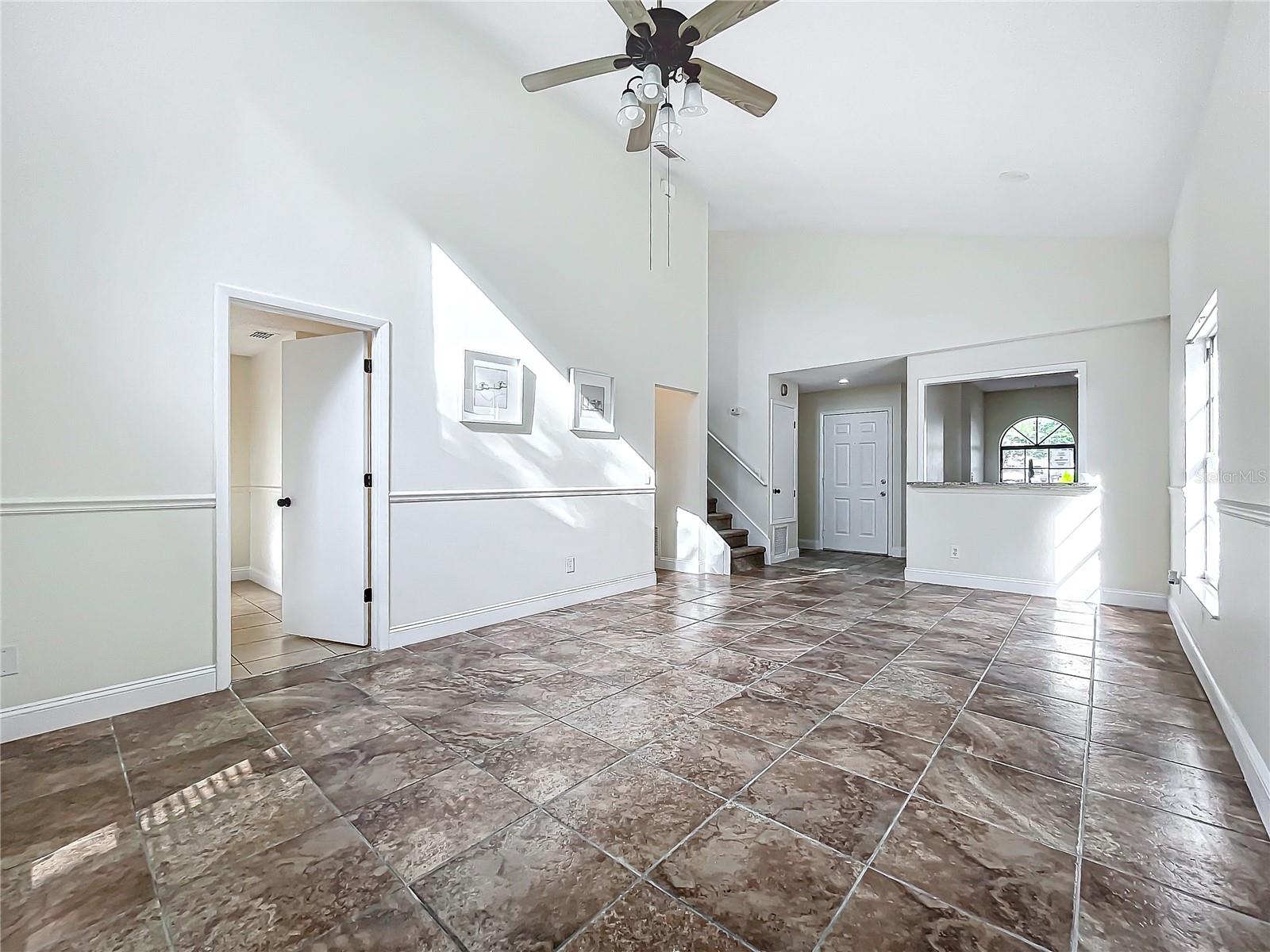 1970 LARKWOOD DR photo 3