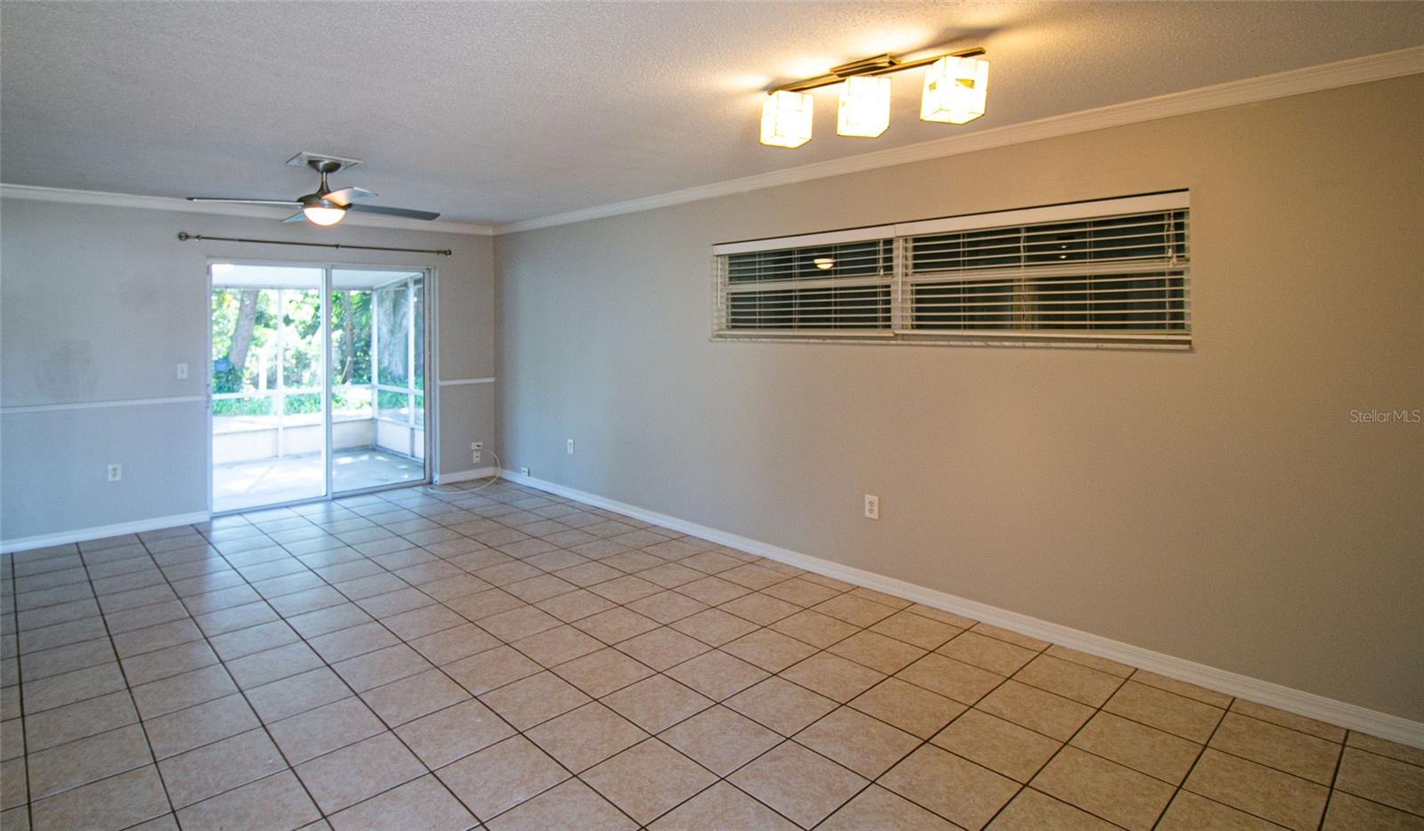 485 CITADEL DR photo 5