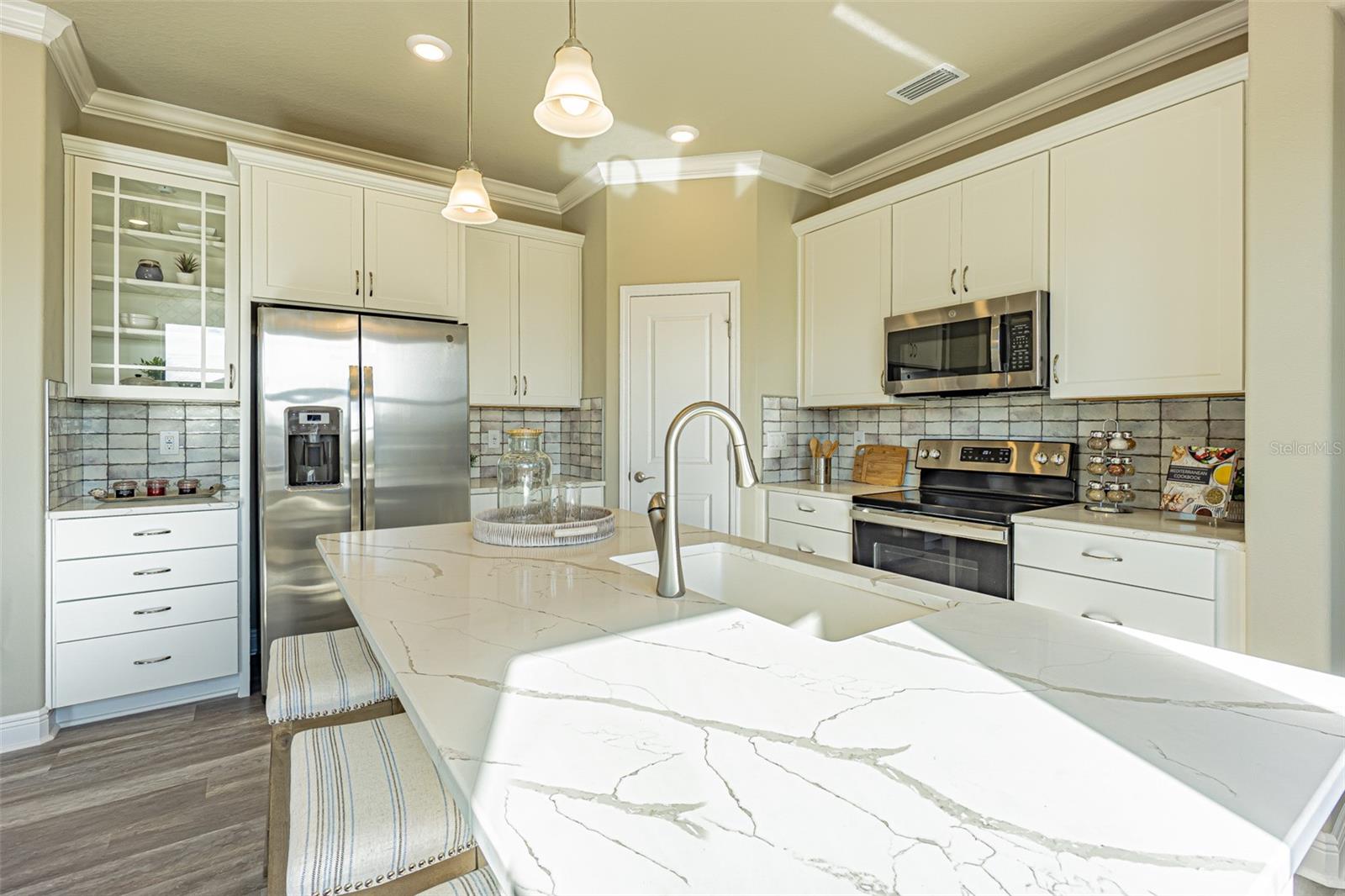 14466 PIONEER RIDGE DR photo 4