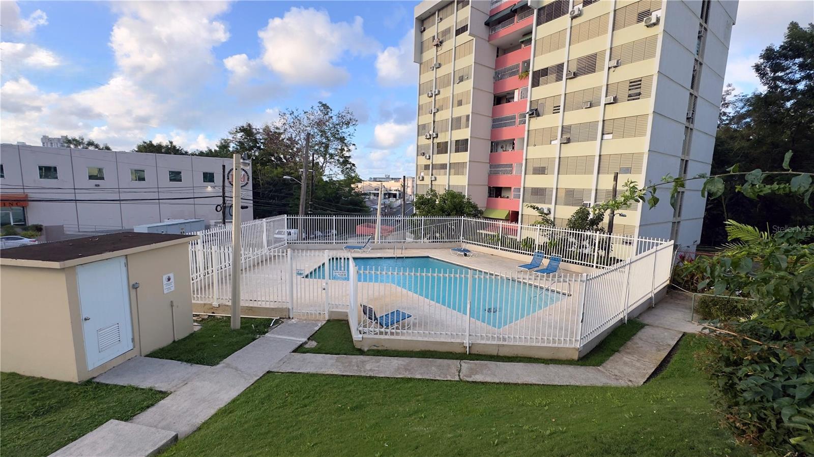 1329 AVE. SAN IGNACIO #801 photo 2