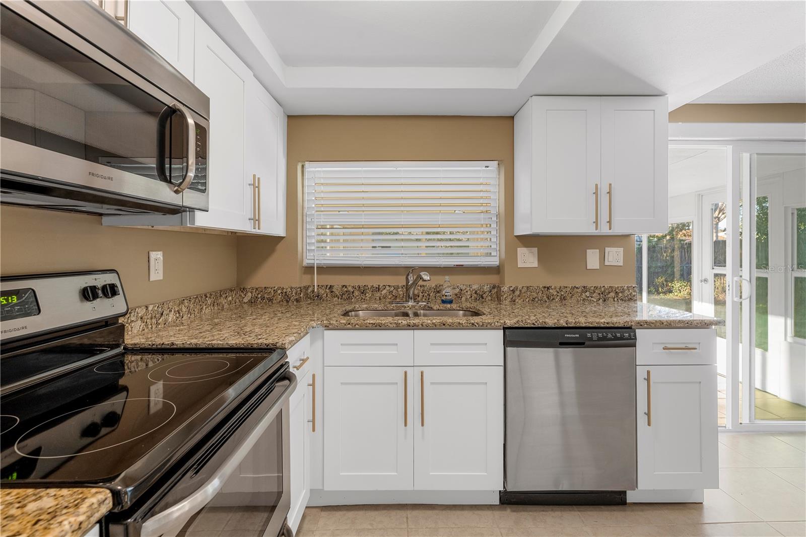 7507 BETULA DR photo 5